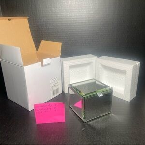 BNWT NORDSTROM 3.5” CUBE MIRRORED JEWELRY BOX BEAUTIFUL!